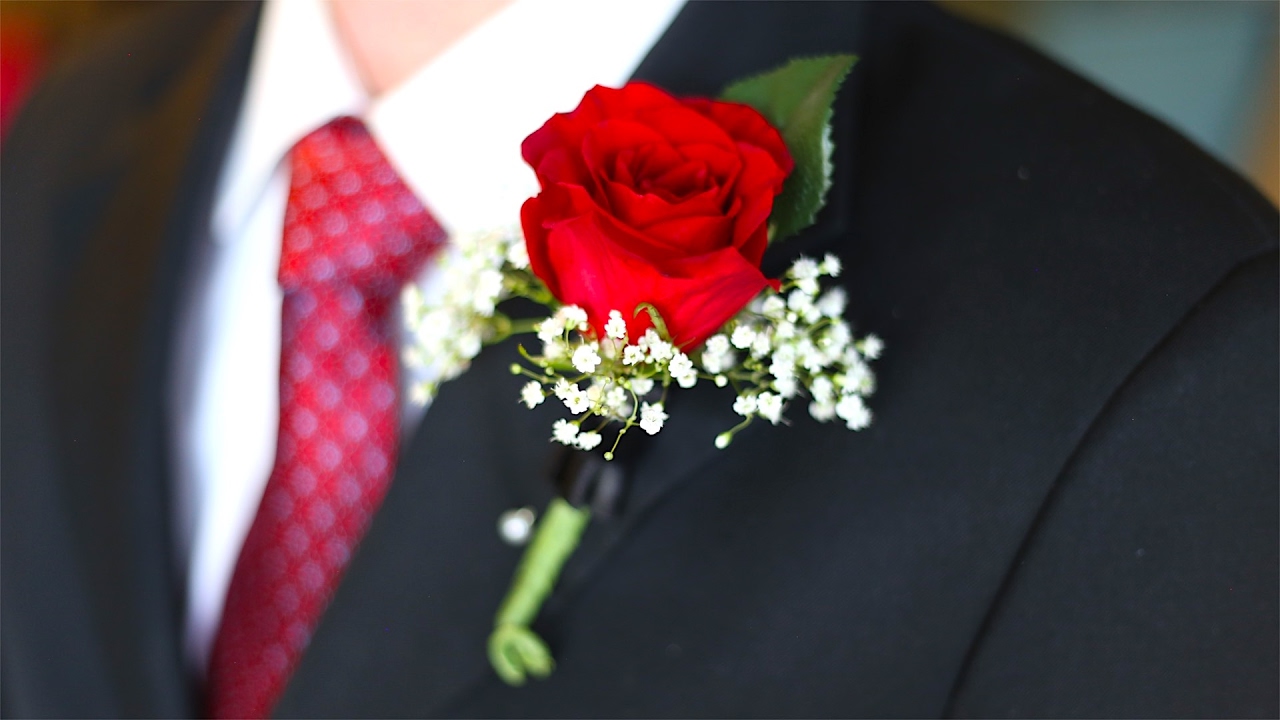 Top 10 Boutonnières Trends for 2021 by BespokeDaily Blog